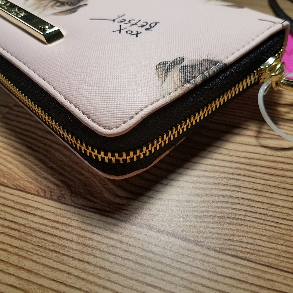 Betsey Johnson Pug Pink Wallet/Wristlet - Picture 3 of 6